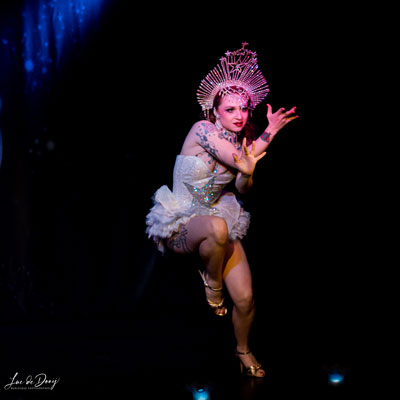 vintage 20s circus lady Janet Fischiettoperforming at the Blue Moon Cabaret - The Decadent Burlesque Soiree by Boudoir Noir Production, Finest Vintage Entertainment!